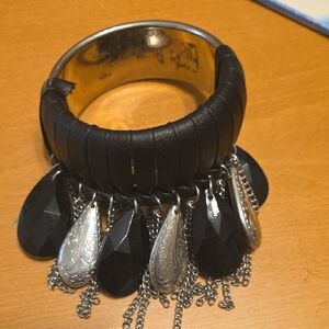 Elegant Black and Silver Bracelet